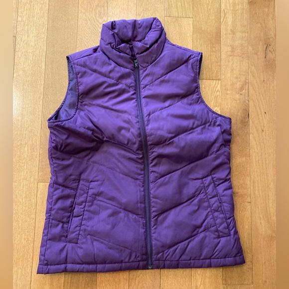(5) Lands’ End Puffer Vests, Size Small - Picture 6 of 7